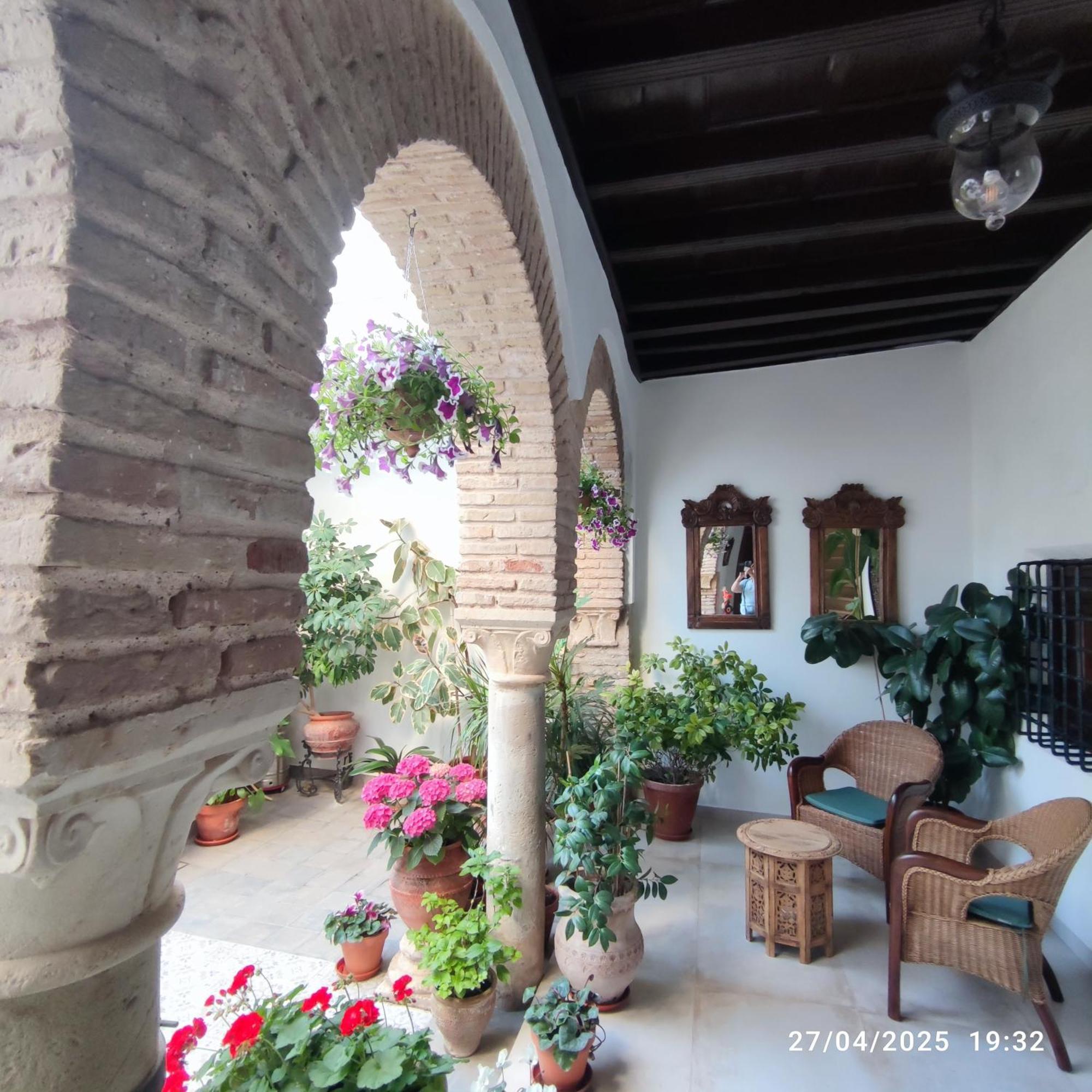 El Patio De Regina Apartment Cordoba Exterior photo